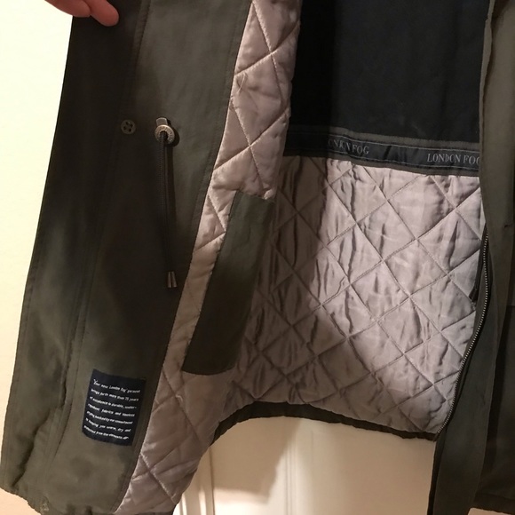 London Fog Hunter Green trench coat, size Medium - Picture 6 of 12